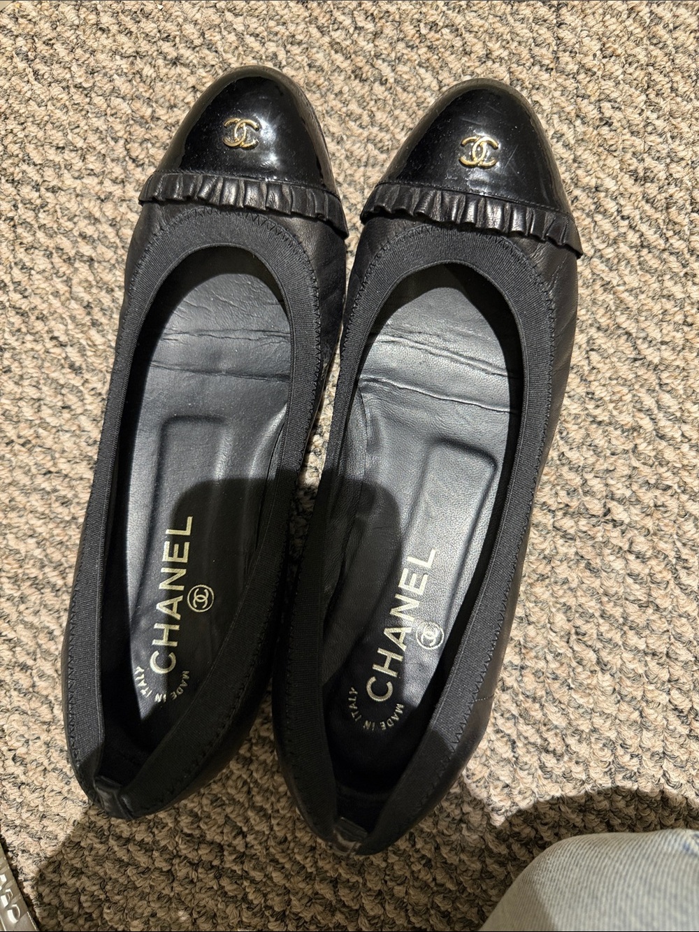 CHANEL Black Quilted Ballet Flats with Gold CC Cap-Toe